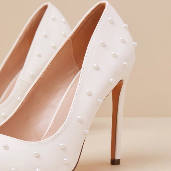 Lulu's Petitee White Pearl Pointed-Toe Pumps - Picture 4 of 4